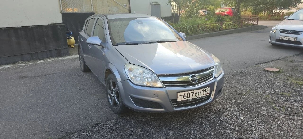 Opel astra h