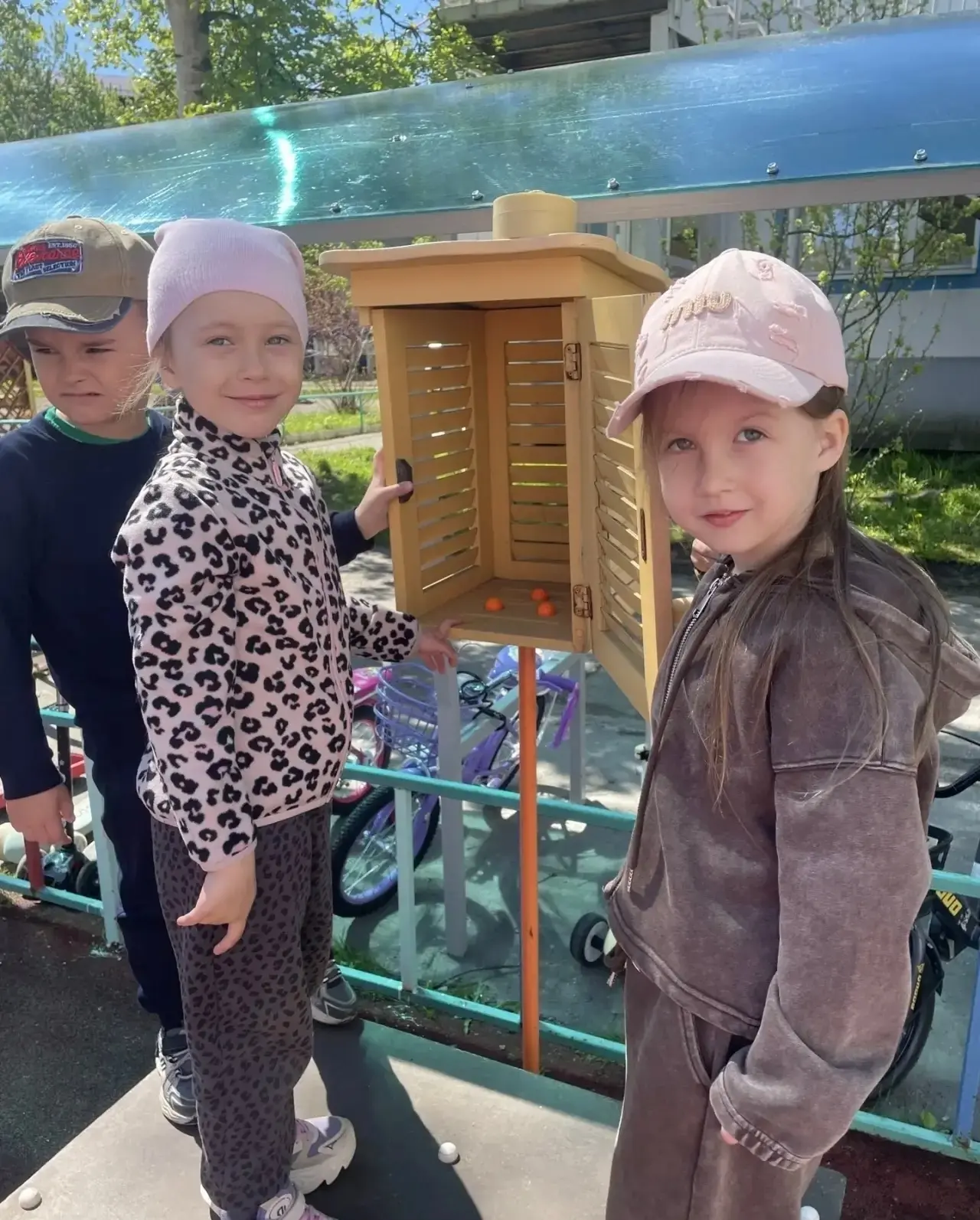 🌞💧☔️Профессия: метеоролог

Сегодня воспитанники старшей группы «Радость» погрузились в мир науки о