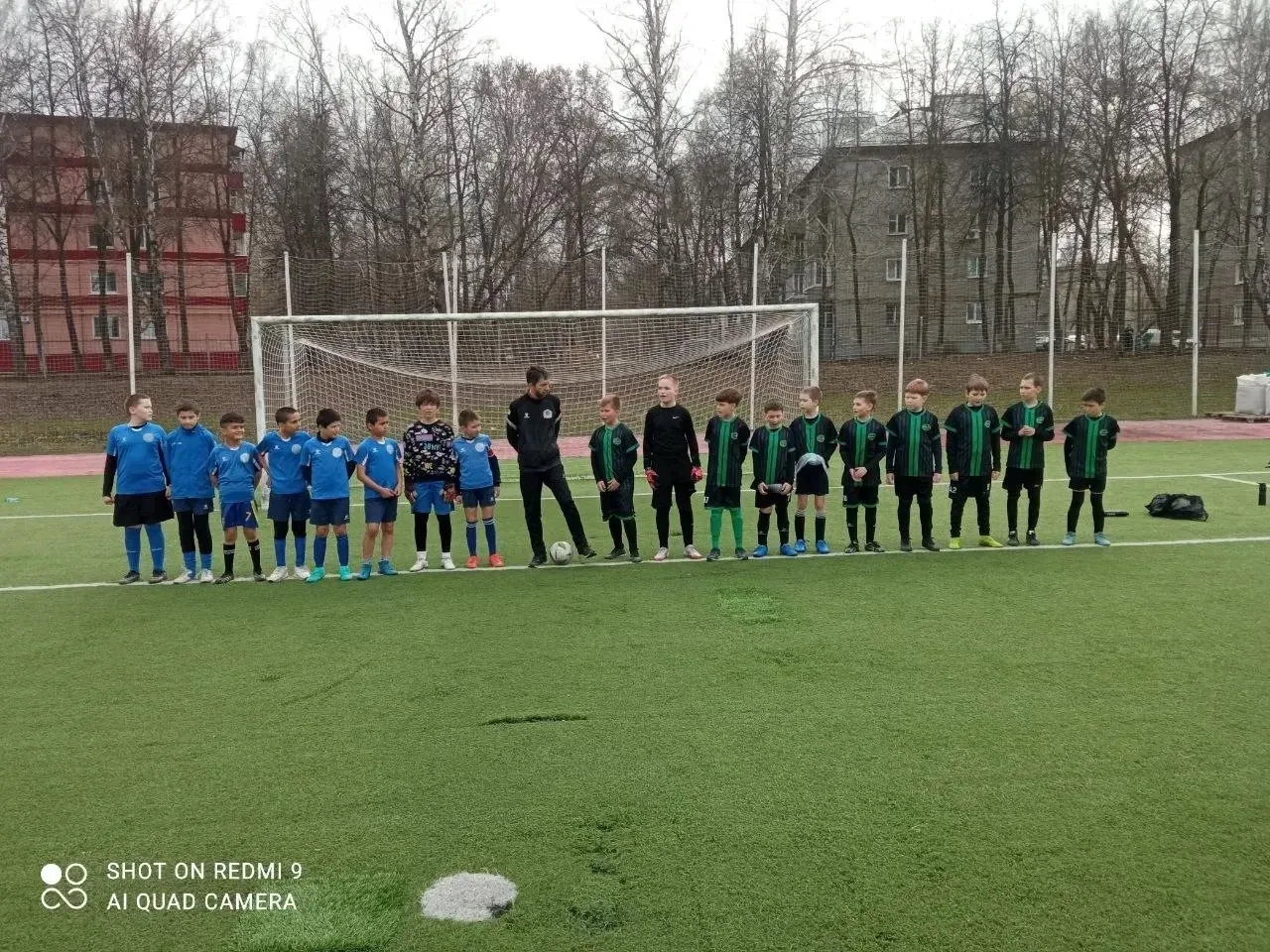 В эти выходные наши команды "Гелиос" 2014 и 2015 г.р. сыграли матчи первого тура первенства области 