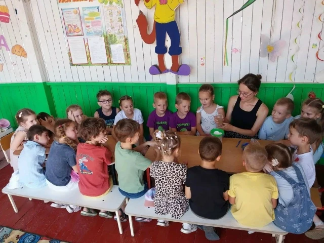 Мы с подготовишками решили докопаться до истины и устроили целую неделю песочных опытов!