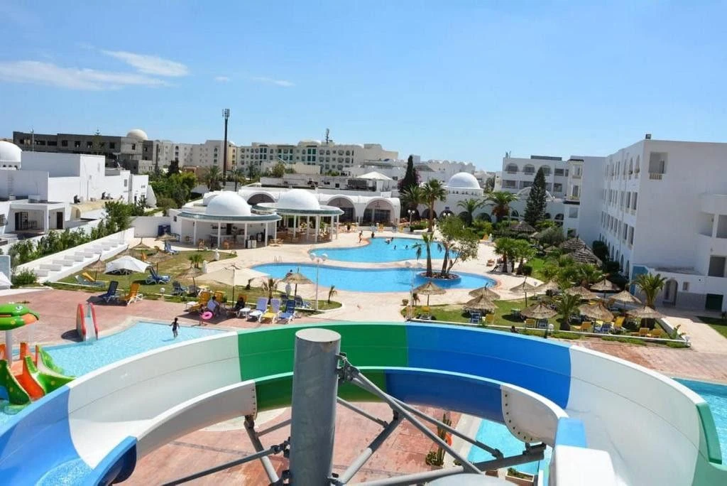 Белоснежные пляжи 🇹🇳Туниса

Вылет 8 июля 7 ночей
все включено

🏨 Vincci Saphir Palace & Spa 5*
12