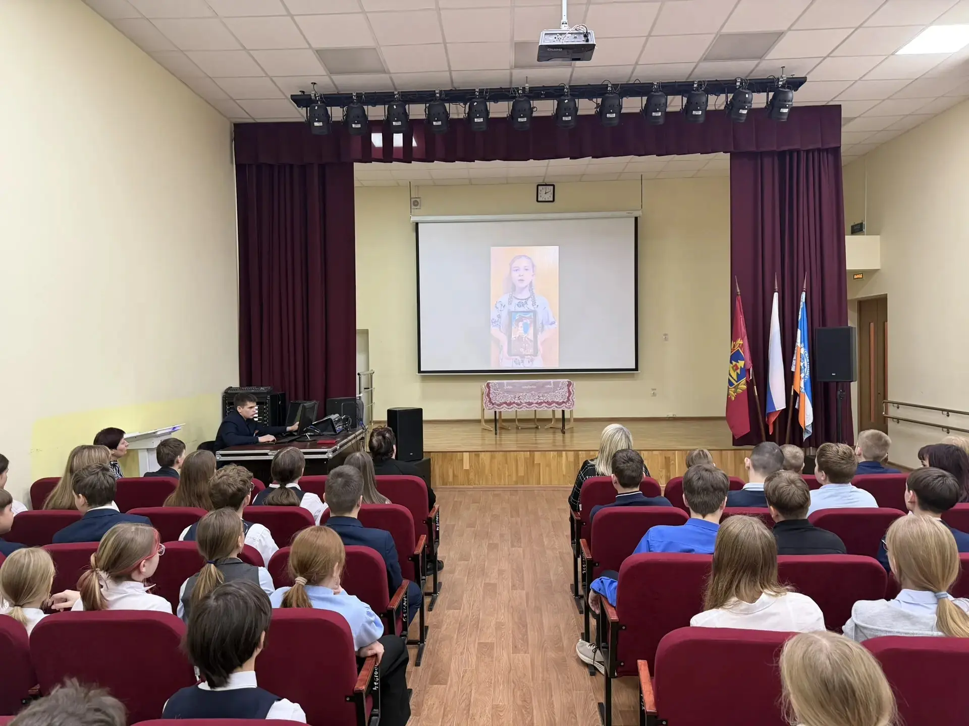 ✨🕊️✨30 апреля в МБОУ «Снежская гимназия» Брянского района прошла трогательная и важная акция «Наша с