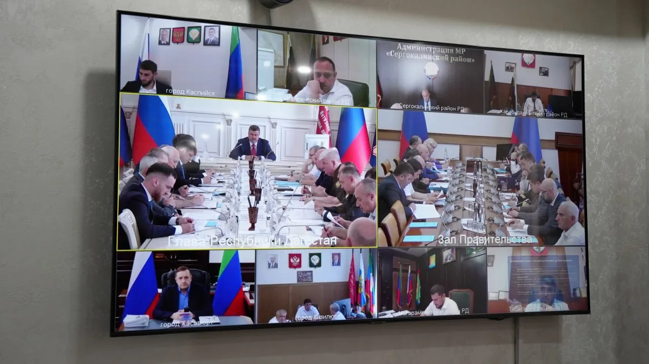 Корголи Корголиев принял участие в заседании Антитеррористической комиссии Республики Дагестан

18 и