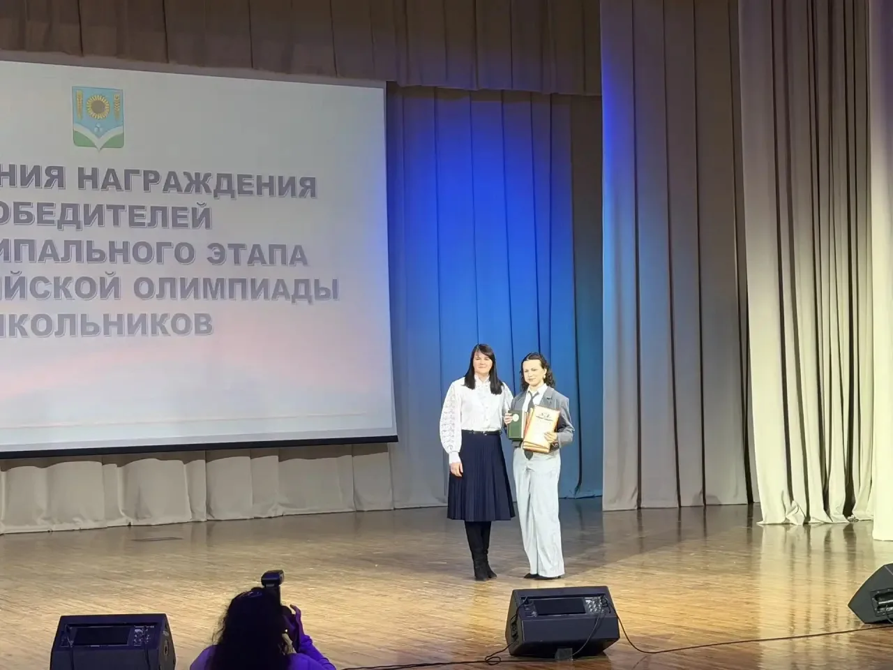 В Россоши наградили лучших: в Молодёжном центре прошёл финал форума «Одаренные дети-2026»  28 апреля