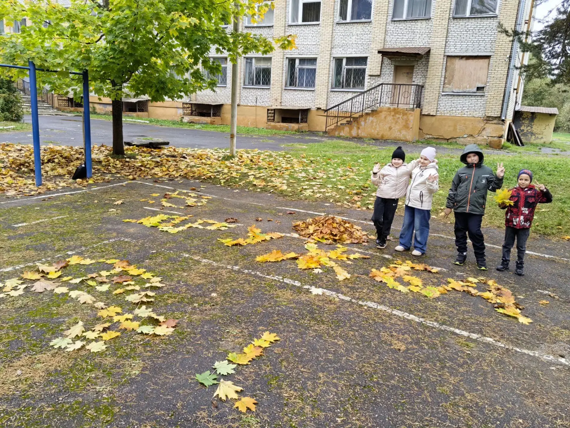 🍁Осень в лагере «Забава» — это не просто пора золотых дождей и прохладных вечеров. Это...