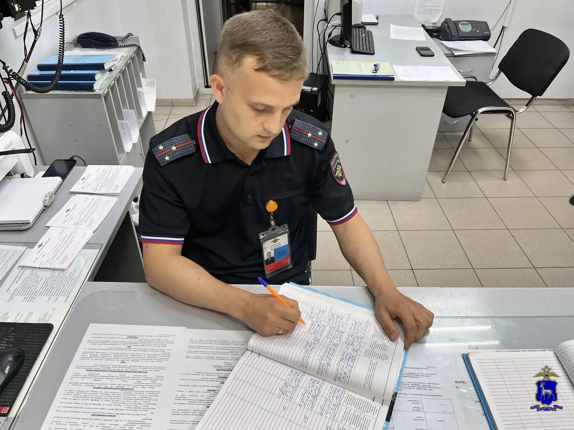 🚔 В Жигулёвске задержали курьера мошенников, похитивших у пенсионерки 355 тысяч рублей
⠀
В июне тек