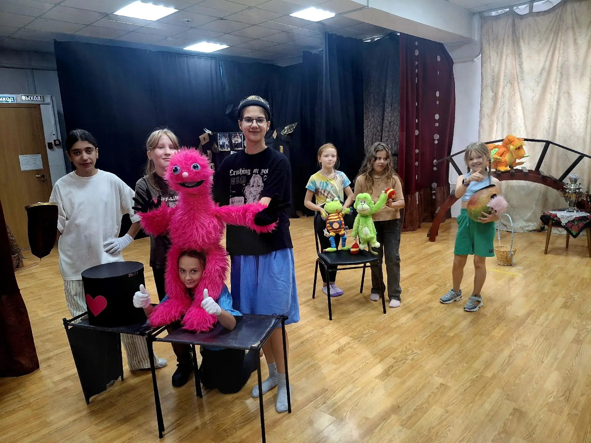 🔥 Ребята из «Енот Моне» (КМЖ «Сталкер») вовсю готовятся к фестивалю «Красная строка»! 🔥