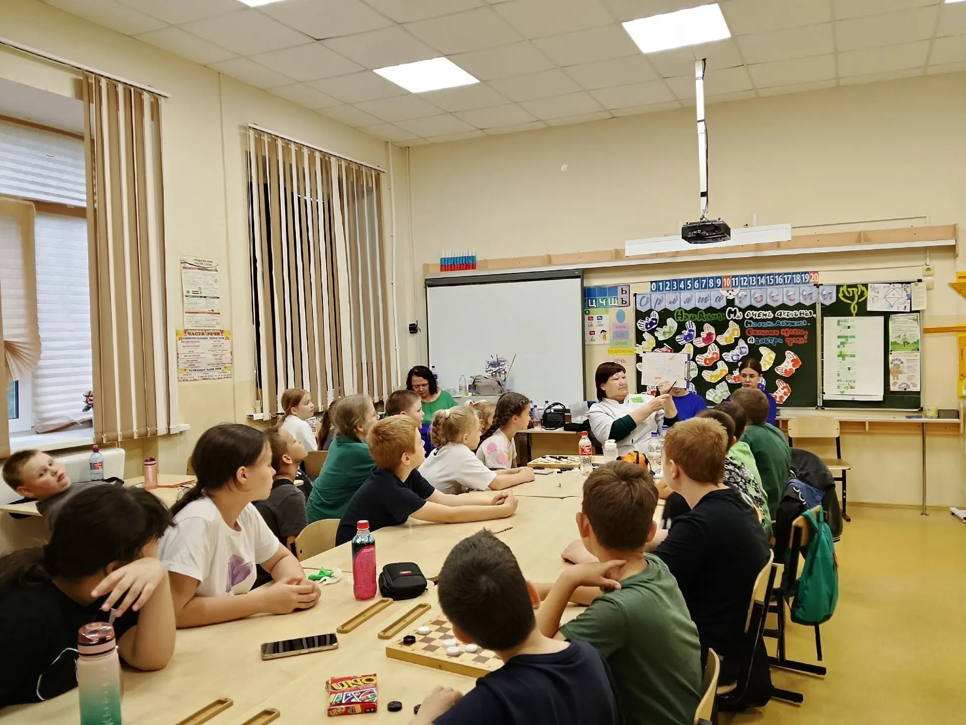 🍏17 июня - в нашем лагере- День здорового образа жизни. В отрядах посмотрели презентации и провели 