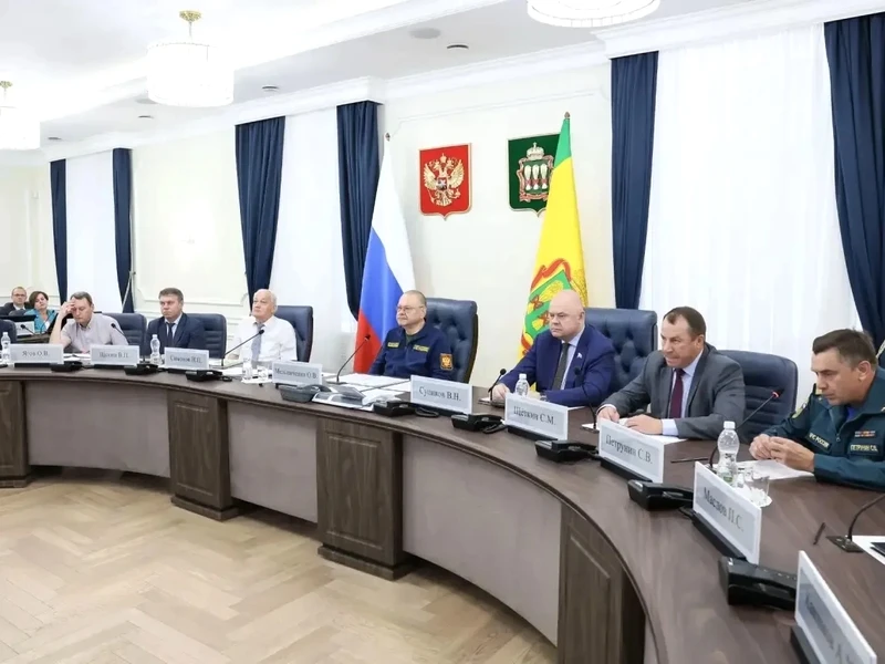 Олег Мельниченко поручил активизировать работу по профилактике несчастных случаев на воде

Губернато