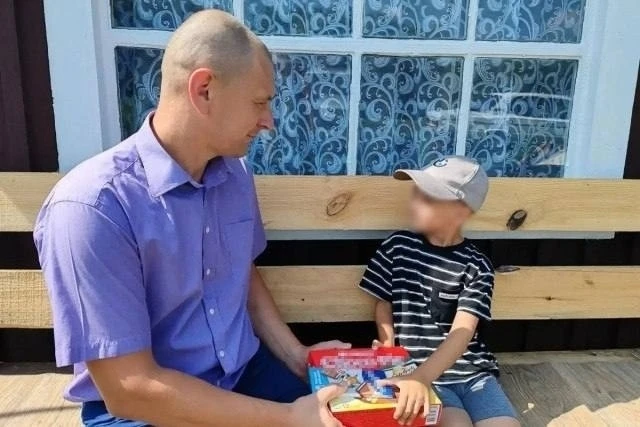 Капитан полиции из Югры спас ребёнка от нападения лисы во время отпуска 🦊👮‍♂️