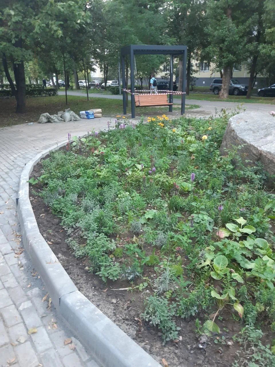 ⛲ У «могилки» фонтана, за которой мы следим в рубрике «хроники ремонта», появились каче...