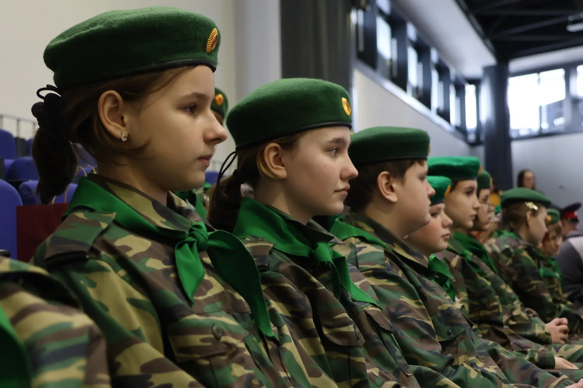 🇷🇺 Сегодня обучающиеся 6Е класса — друзья юных пограничников — посетили военно-исторический музейный