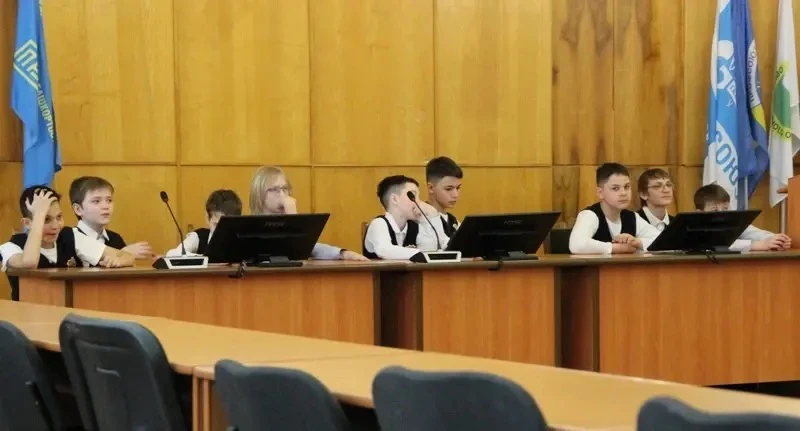 День открытых дверей для гимназистов  27 марта ученики 6Г класса нашей гимназии, вместе с классным р