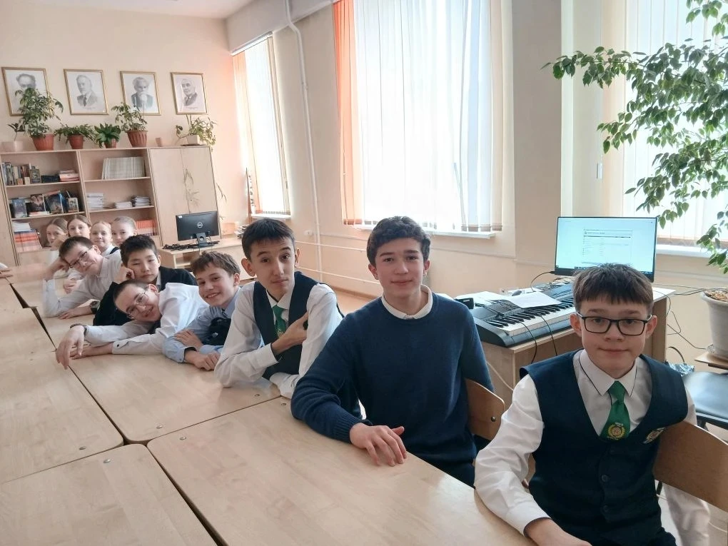 📣📣📣В преддверии Дня Защитника Отечества для учеников 7-х классов состоялась музыкально-историческая 