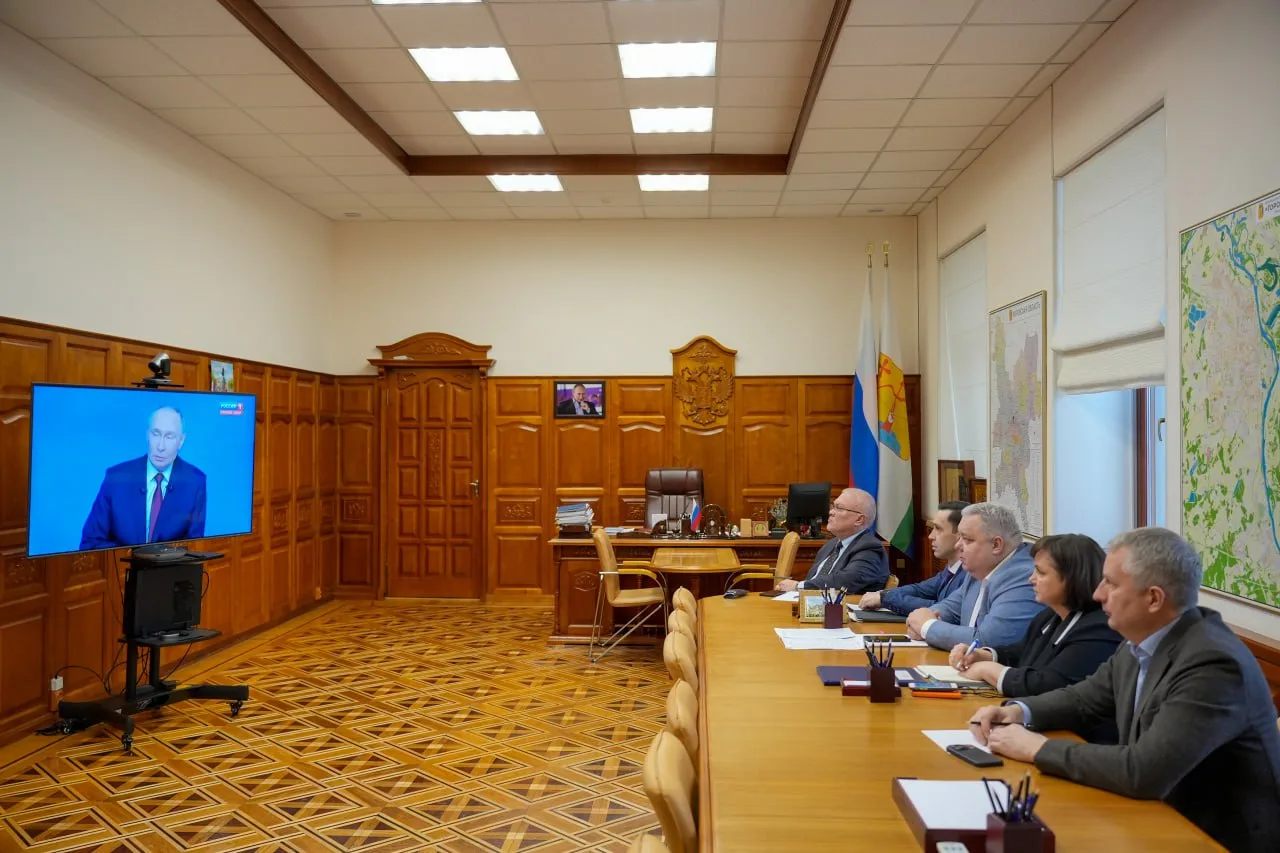 Вместе со всей Россией Кировская область смотрит прямую линию с Владимиром Путиным