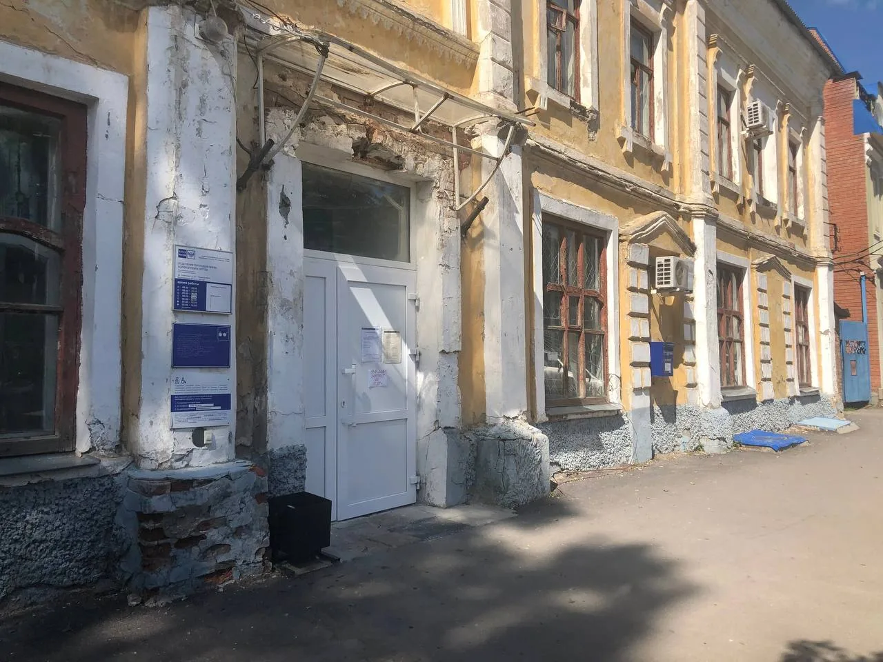 🔥 В Борисоглебске сгорел склад почтового отделения.

Днём 29 июля в Борисоглебске произошёл пожар н