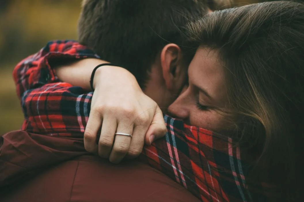 Интересный факты про объятия

❤️По мнению ученых, ежедневные объятия от 3 до 7 раз укрепляют иммунну