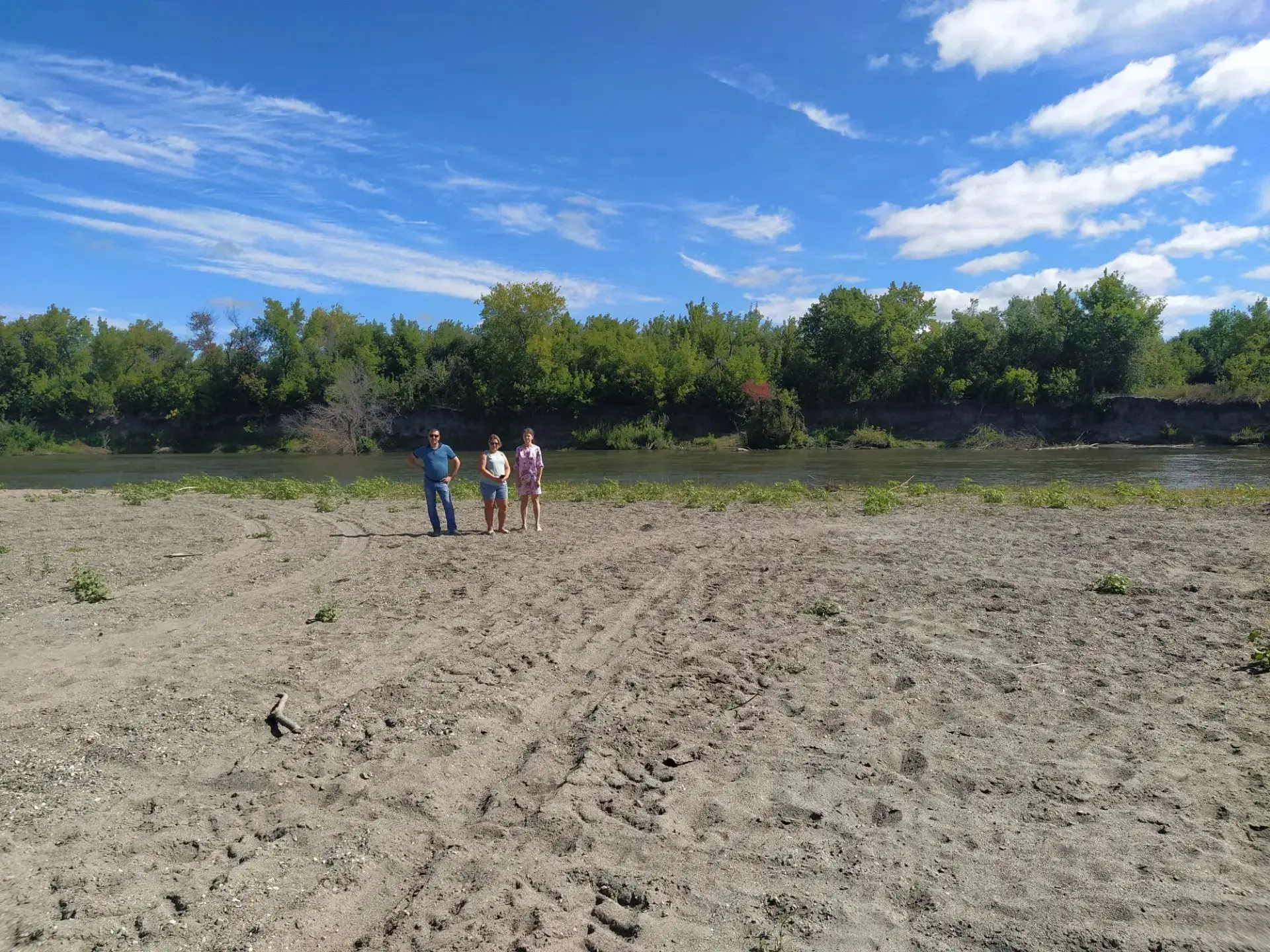 "Родительский патруль на воде"  МБОУ "Николаевская СОШ" продолжает работу. Во время про...