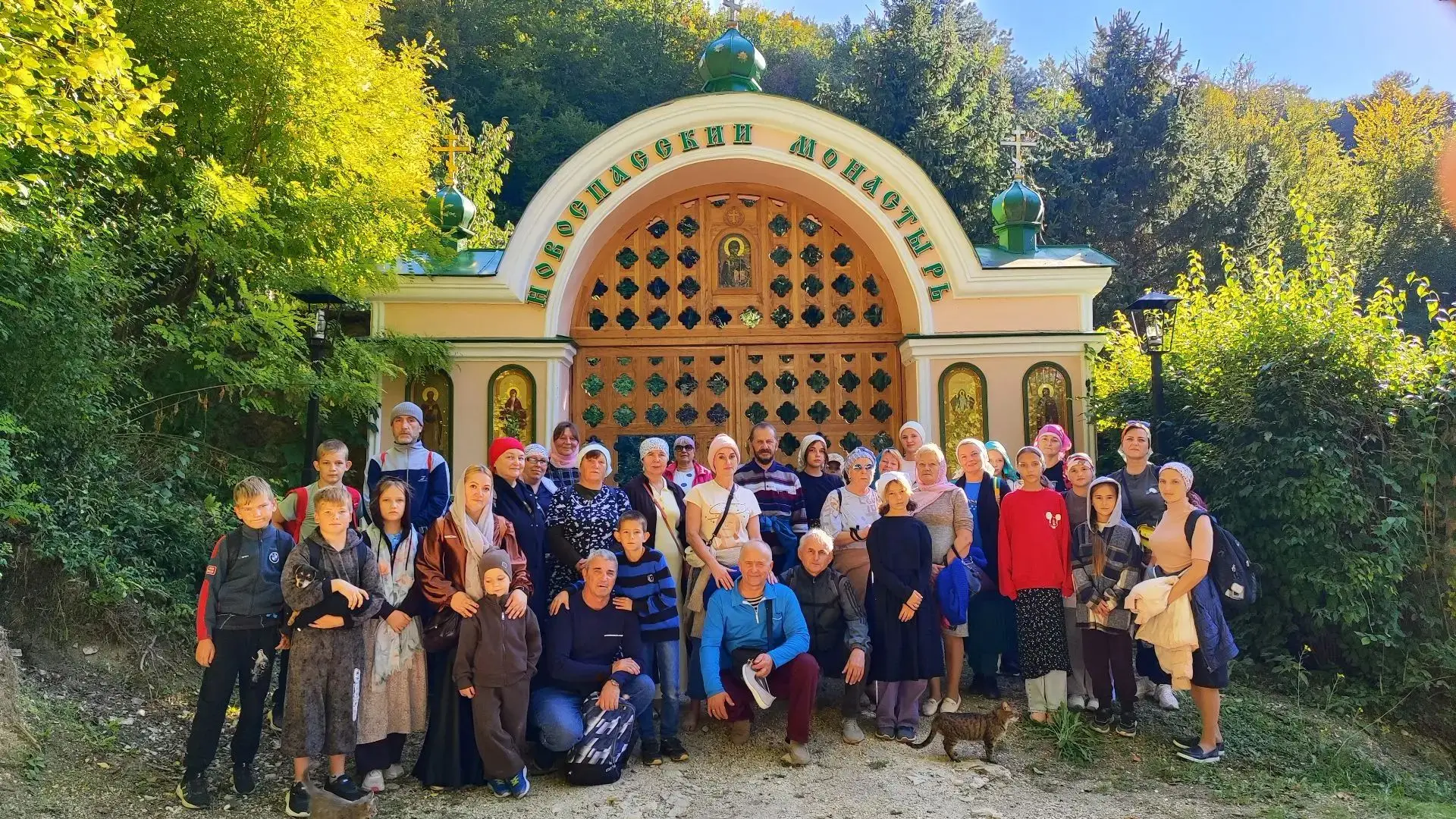 4 октября в воскресение группа паломников от  храма с. Охотниково и храма с. Митяево Са...