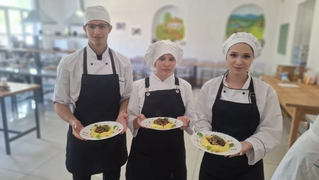 🧑‍🍳 В Запорожской области прошёл региональный этап конкурса «Лучший по профессии» в номинации «Повар