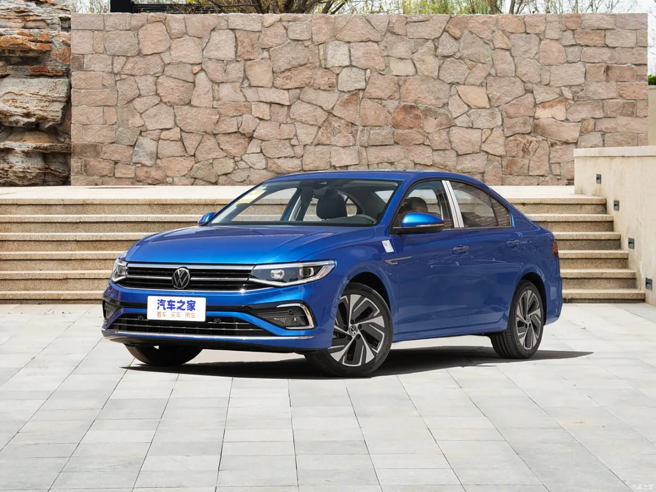 BORA ИЛИ LAVIDA: КАКОЙ VOLKSWAGEN ИЗ КИТАЯ ВЫБРАТЬ?  У Volkswagen в Китае есть особенность: похожие 