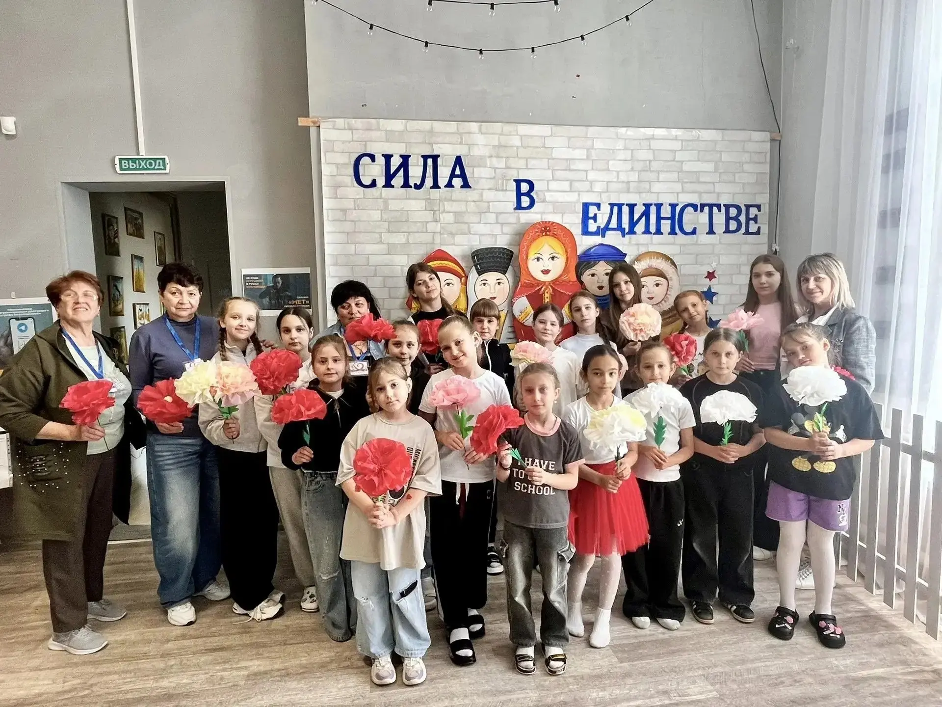 Первый день летнего оздоровительного лагеря «В единстве — наша сила»: праздник, знакомс...