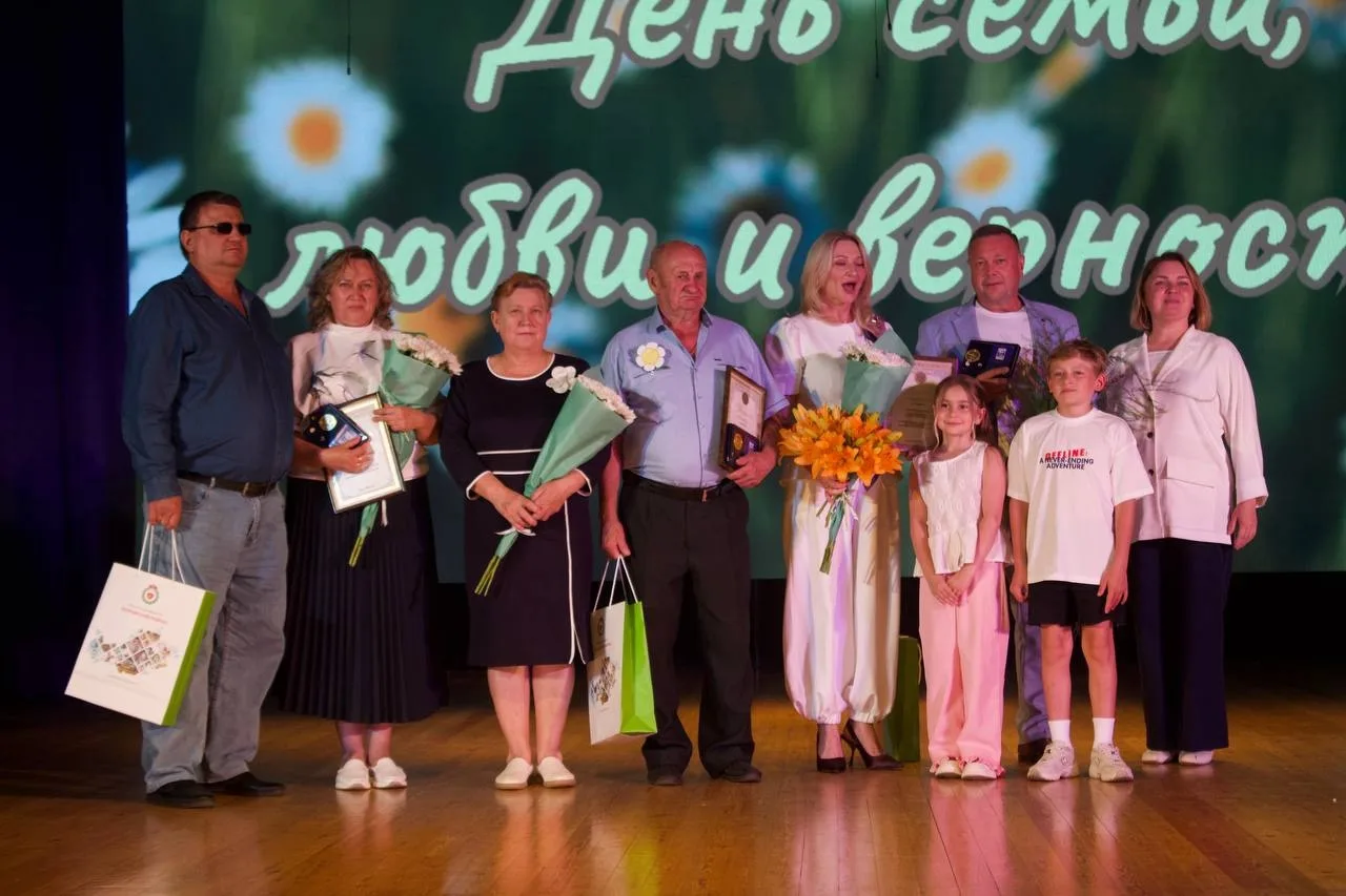 Поздравляем семью Камалетдиновых!


В минувшие выходные Боровский Дом культуры стал настоящим центро