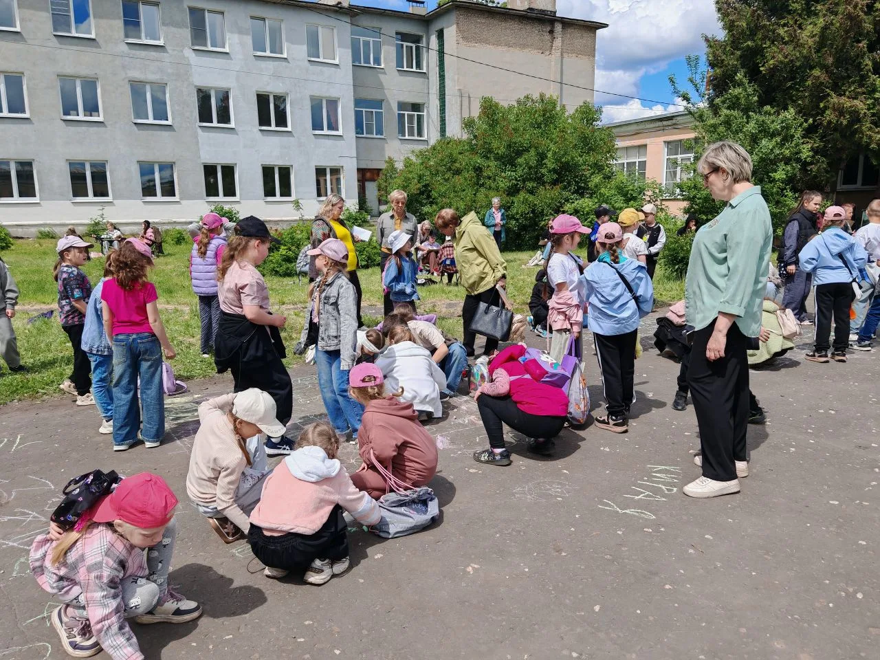 Летние каникулы - время для 🥳веселья и новых впечатлений! В день защиты👫 детей состоя...