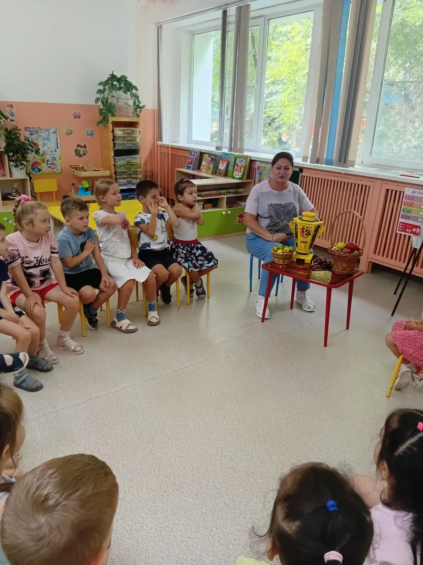 🍏 Осень в нашей группе началась с самого ароматного и доброго праздника! 🍎      Сегод...