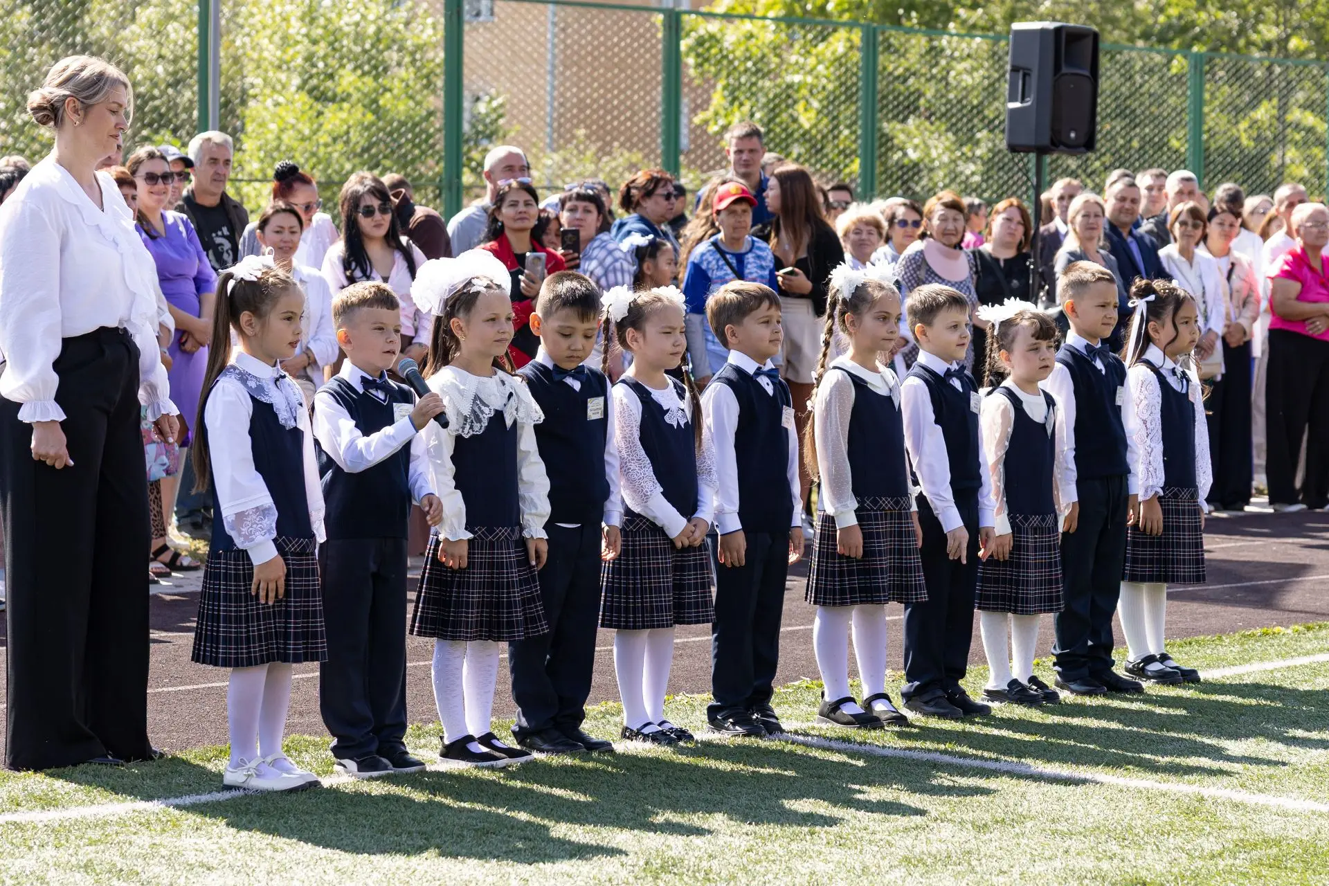 🎓 Дорогие наши, любимые учителя, преподаватели, ветераны педагогического труда, от все...