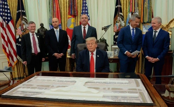 ТРАМП | НА ВСТРЕЧЕ С ЗЕЛЕНСКИМ ПРИЗВАЛ ЕГО ЗАВЕРШИТЬ КОНФЛИКТ

Президент США Дональд Трамп заявил, ч