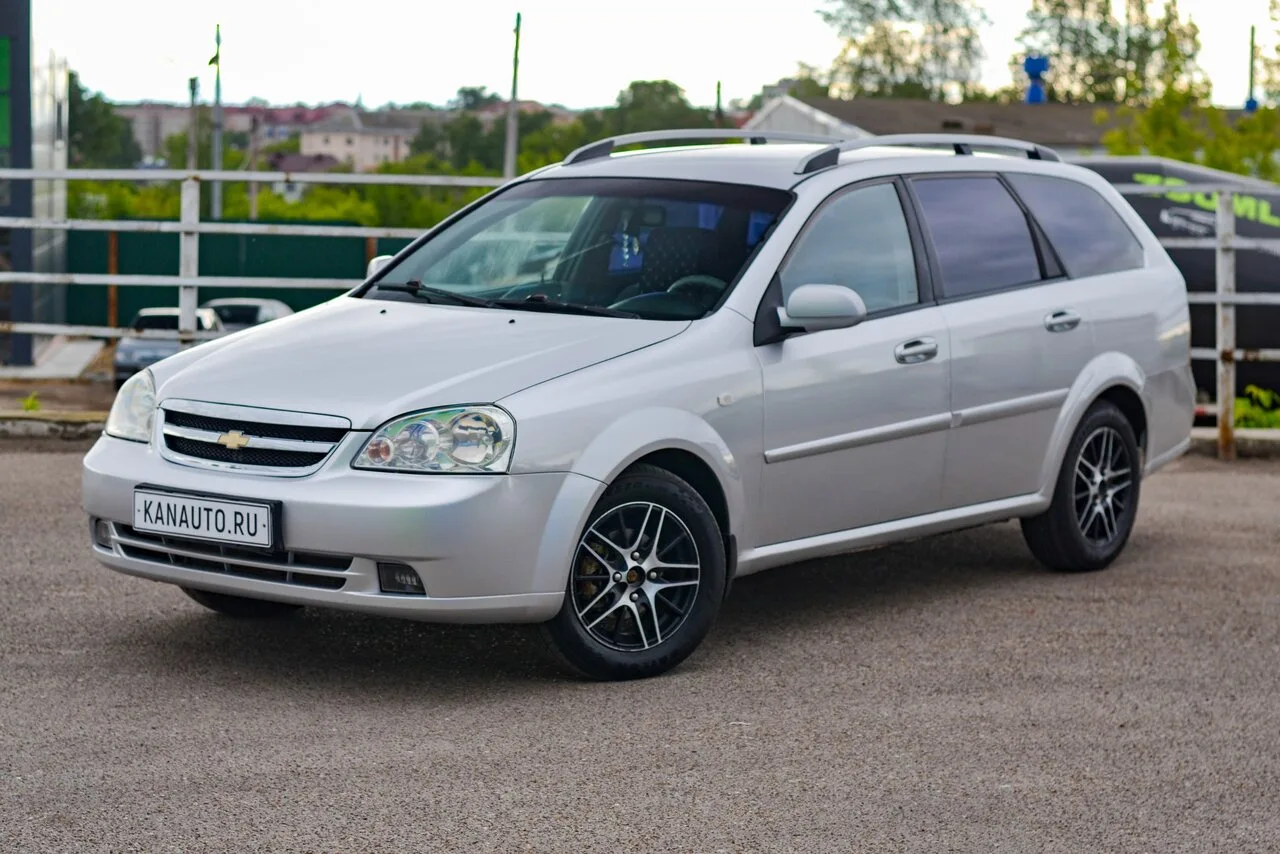 💎 Chevrolet Lacetti можно купить в кредит по 12 тыс. р. в месяц без первого взноса.
Так же и за нал