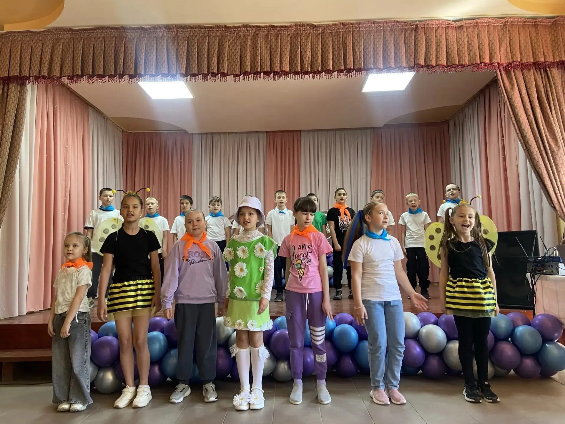 🎉 Яркий старт лета с площадкой "Парус"!