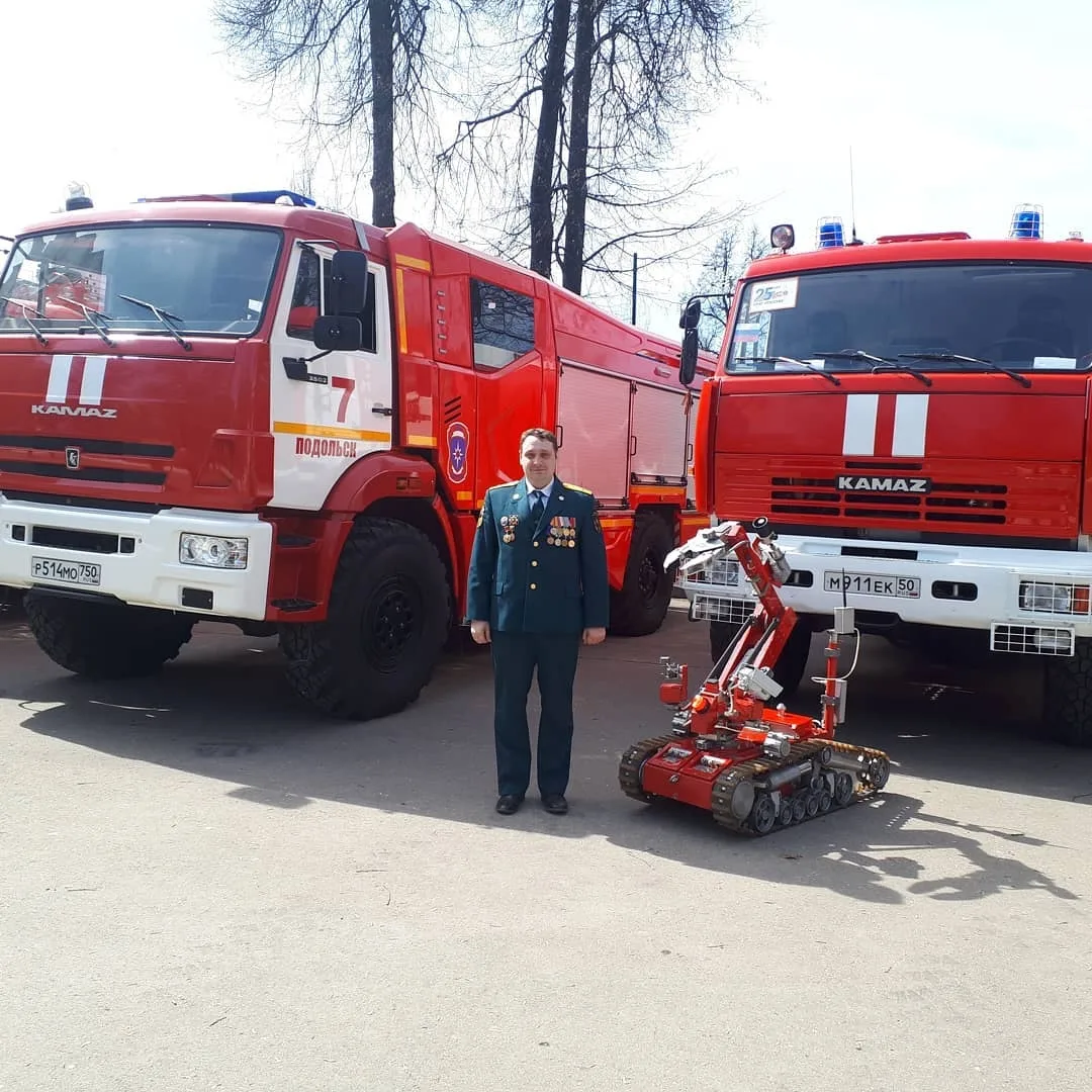 👩‍🚒 С Днём рождения! 🍭