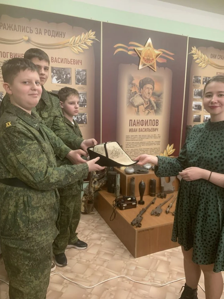 🎖️ Экспонат из школьного Музея Боевой Славы имени П. В. Логвиненко — теперь в экспозиции «Путь к Поб