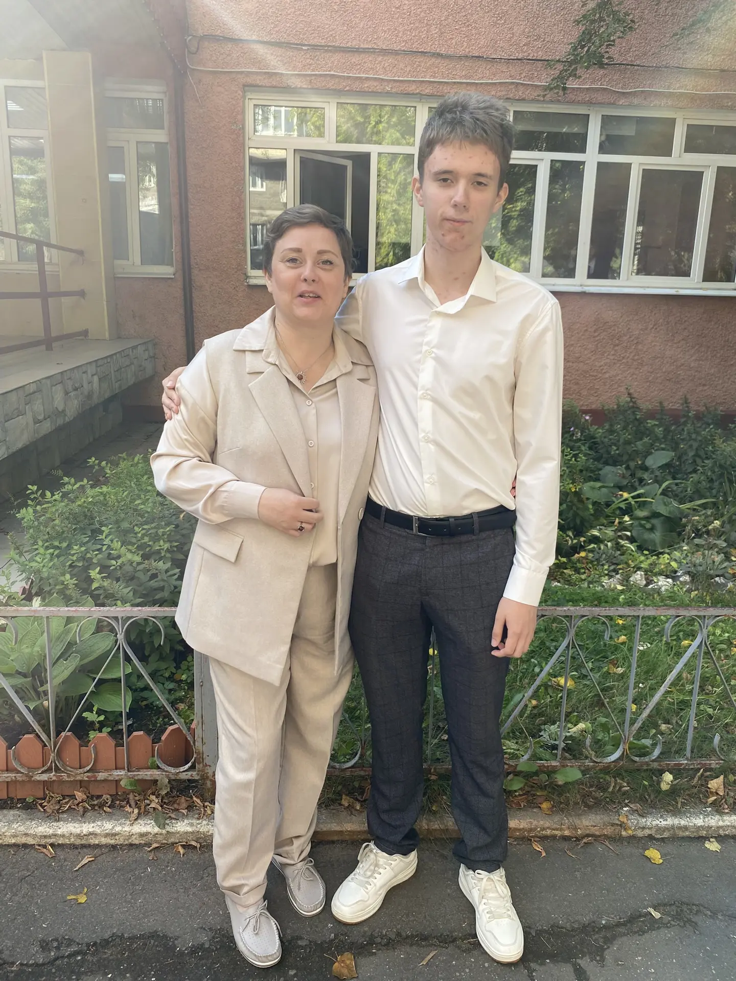 Делитесь в комментариях своими красавицами и красавцами.