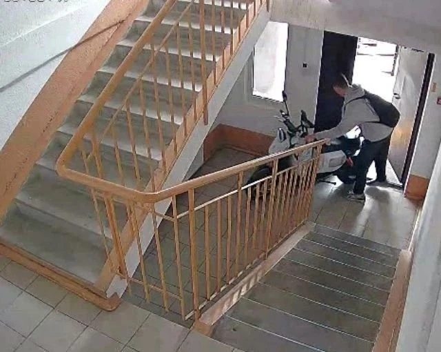 ❗️Внимание, жители! В тамбурах домов снова выявлены нарушения.