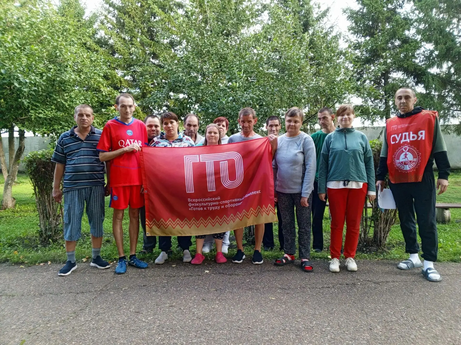 Проживающие Чистопольского дома социального обслуживания приняли участие в тестировании...