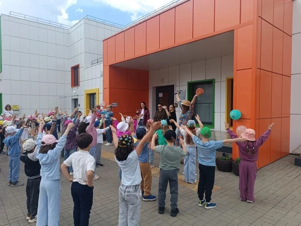 ✨ В третьем дошкольном отделении Лопатинской школы прошел праздник, посвященный Дню защ...