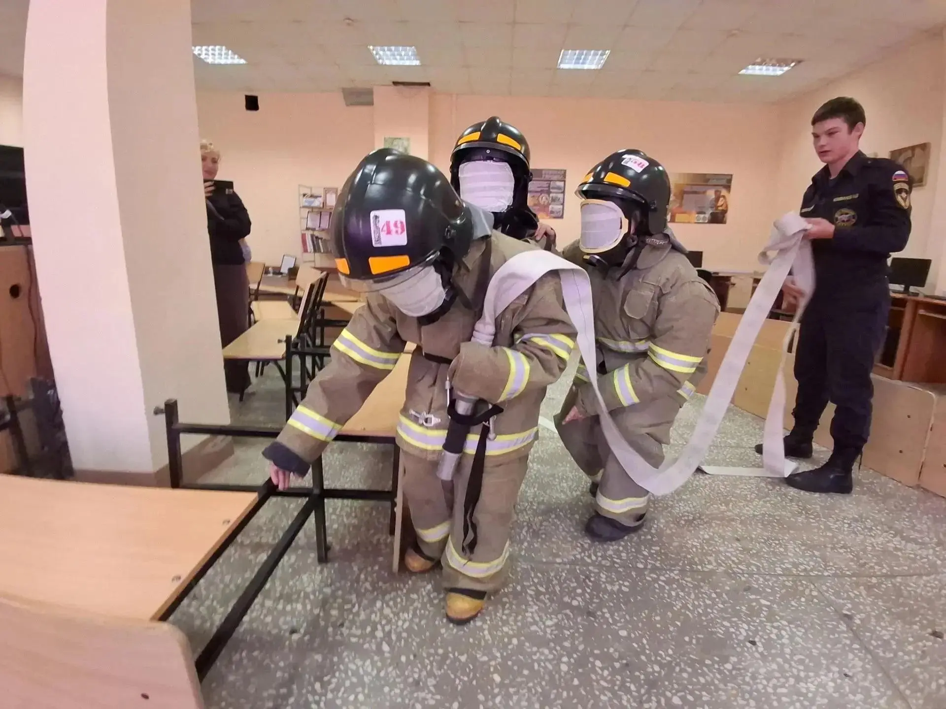 Фото