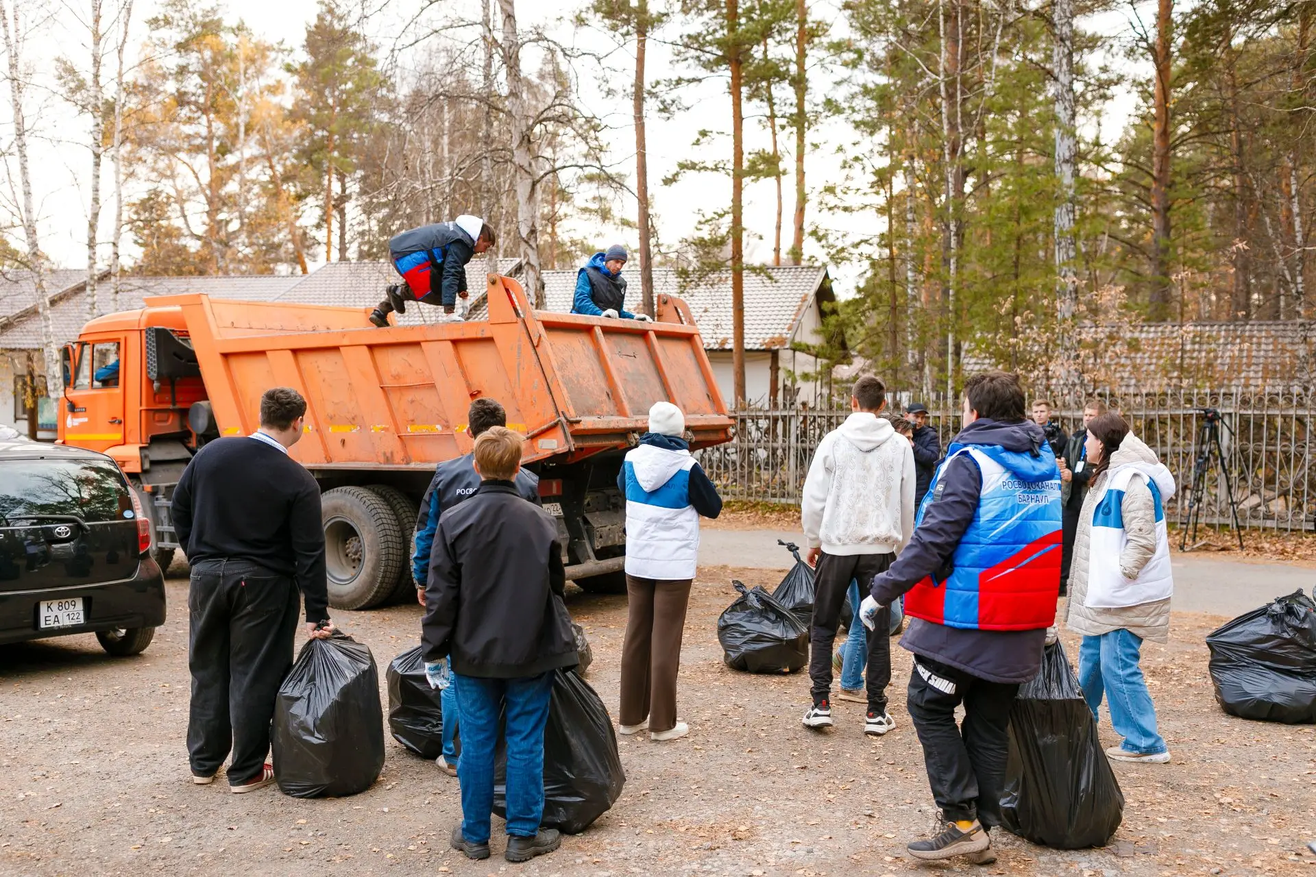 В Барнауле в третий раз пройдет экологическая акция «ЭКОВолна РВК»  28 мая на берегу Барнаулки собер