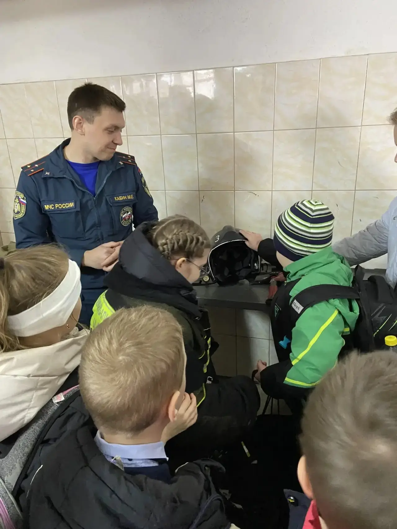 День пожарных: в гостях у героев  🔥Ученики 2 класса Б (классный руководитель Кирдяшкина Н.Ф.) - побы