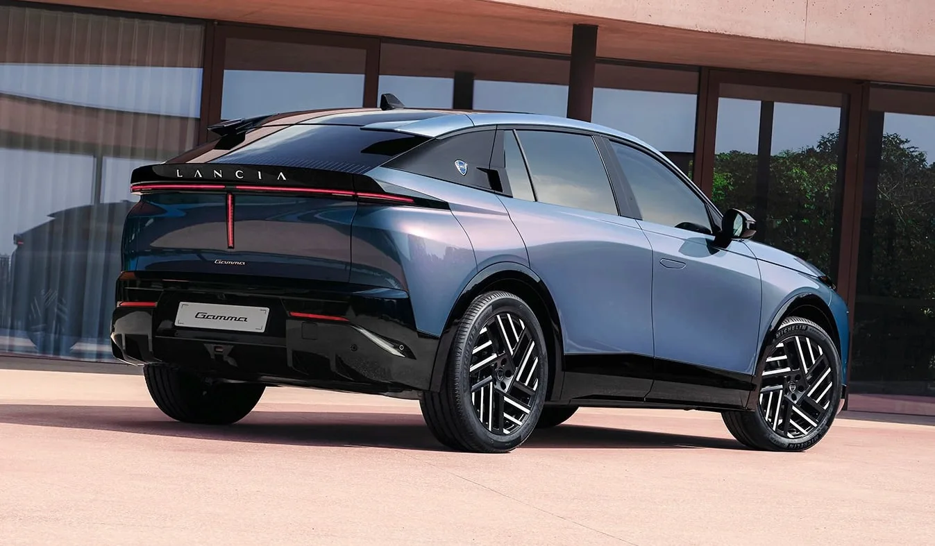 Lancia возрождает Gamma: представлен новый купе-кроссовер  Lancia раскрыла внешность нового кроссове