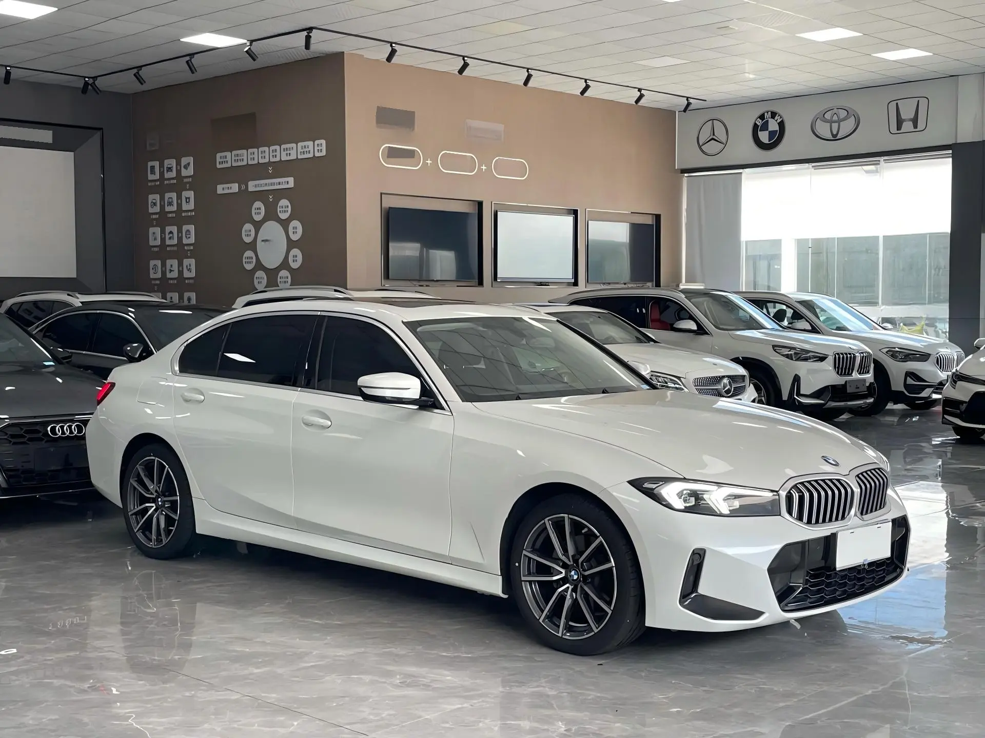 🔥 BMW 3-й серии  320Li  M Sport