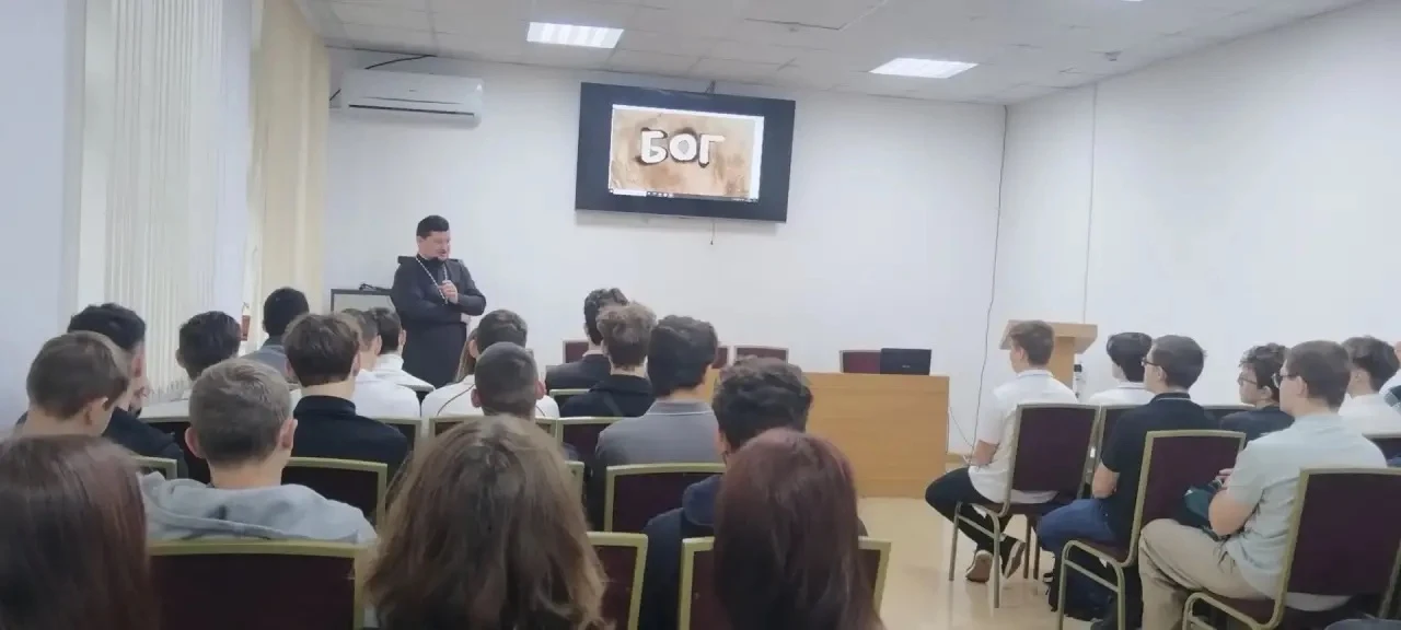 1 октября состоялась встреча настоятеля нашего храма иерея Александра Онищука с членами...