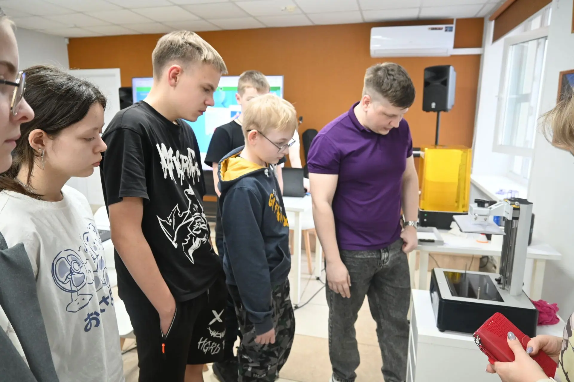 Проект «Город в 3D‑формате» продолжается в Центральная библиотека г. Выкса !
