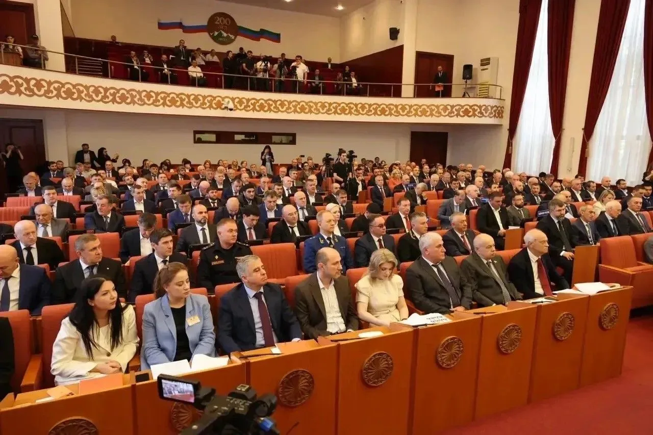 Народное Собрание Дагестана восьмого созыва приступило к осуществлению своих полномочий...
