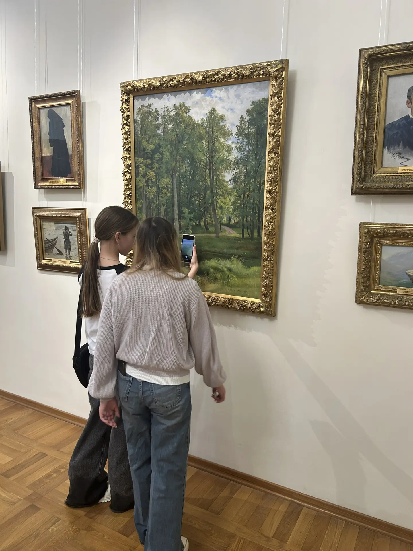 Март — месяц великих юбилеев! 🎨✨  В этом году мы отмечаем круглые даты со дня рождения мастеров, чьи