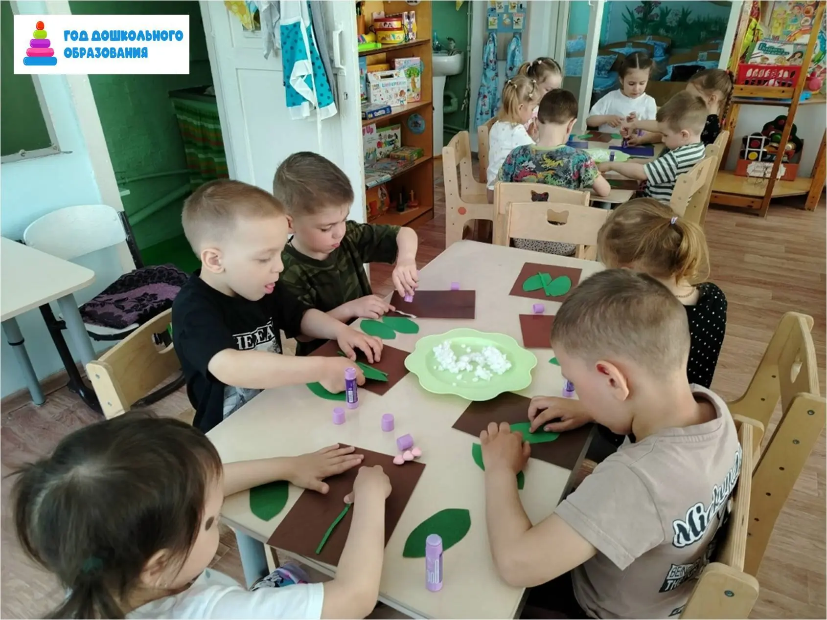 Весеннее чудо в средней группе: поляна ландышей!