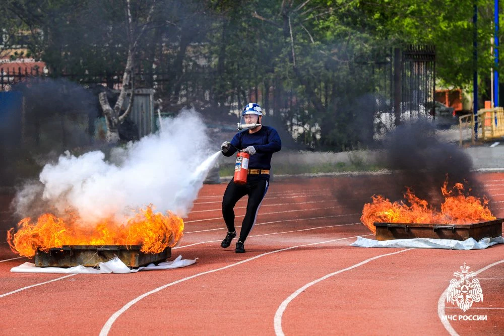 📸 Фоторепортаж эстафеты Чемпионата Приморского края по пожарно-спасательному спорту  МЧС Приморского